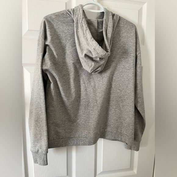 Light weight long sleeve - Picture 2 of 4